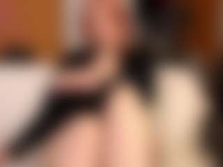 Live cam show with olisunny - Boots on CamClone