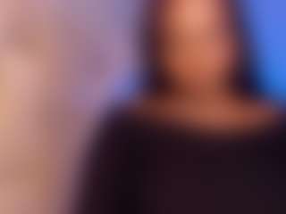 Live cam show with VictoriiaHill - Belly on Camsoda