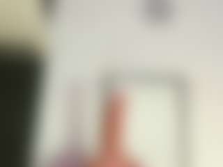 Live cam show with maeve-ds - Ebony Petite on xDating