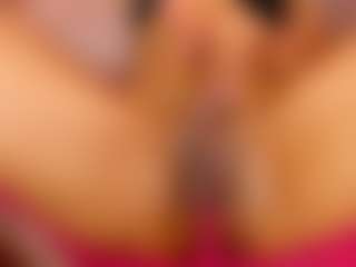 Live cam show with Melany Mendoza - Public on Mixed Magazine Live