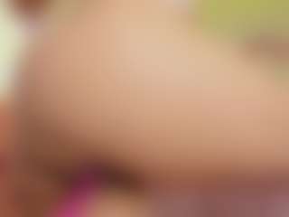 Melany Mendoza MILF webcam performer live streaming