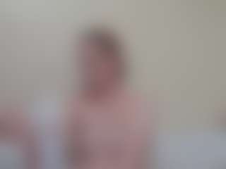 Live cam show with Ivy sol - Blonde Hair MILF on Dolls Live