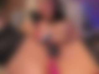 Live cam show with Agata Duque - Granny Dildo on slutload