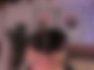 Live cam show with Agata Duque - Granny Petite on eurowanks.com