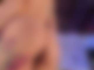Live cam show with Agata Duque - Granny Petite on CamwithHer