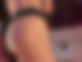 Live cam show with Agata Duque - Granny on Camsoda