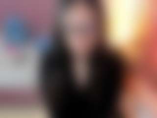 Live cam show with Wanda love - Public on live18s.com