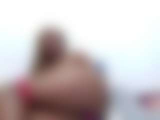 Live cam show with miss-dinah - Threesome on Camsoda