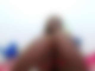 Live cam show with miss-dinah - Threesome on intimatelivegirls.com