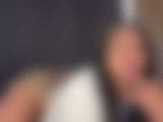 Live cam show with Mel - Dirty Talk on livesuperchat.net