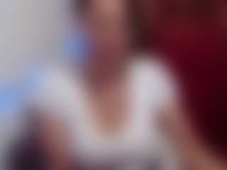 Live cam show with samanthawhatson - Granny Lovense on AdultVida.com