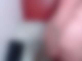 Live cam show with samanthawhatson - Granny MILF on livesuperchat.net