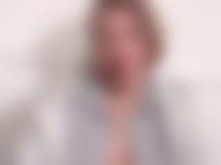 Live cam show with samanthawhatson - Granny Latina on madthumbs | colombia