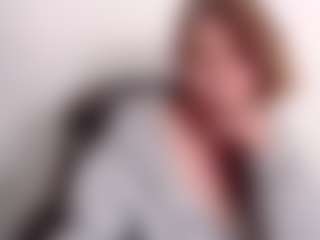 Live cam show with samanthawhatson - Smoking on Camsoda