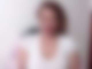 Live cam show with samanthawhatson - Curvy Middle Aged on Camiplay Live