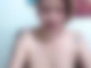 Live cam show with samanthawhatson - Striptease MILF on Hubzter Live