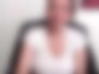 Live cam show with samanthawhatson - Smoking on Porn Luv