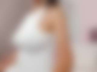Live cam show with Belindaturnner - Drinking on Cam Slut