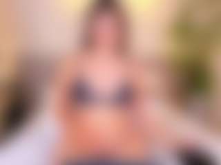 Live cam show with CloeHarp - Sexy on madthumbs