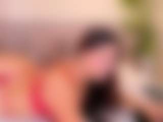 Live cam show with CloeHarp - Natural on AdultVida.com