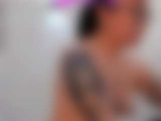 Live cam show with Anny - Trimmed Asian on Camming Site