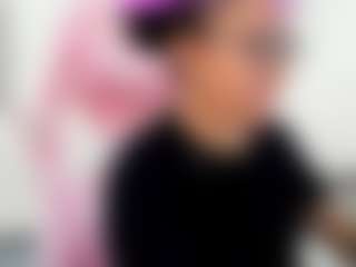 Live cam show with Anny - Asian Teen (18+) on Fling VIP Chat