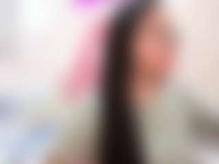 Live cam show with Anny - Asian Teen (18+) on Cam Slut