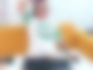 Live cam show with Anny - Asian Granny on parknlotfishbdy