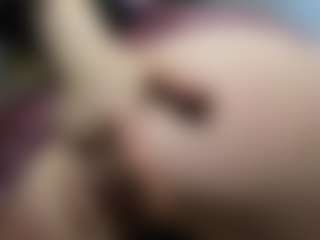 Live cam show with lecherous_wife - Pregnant on SpankPalCams