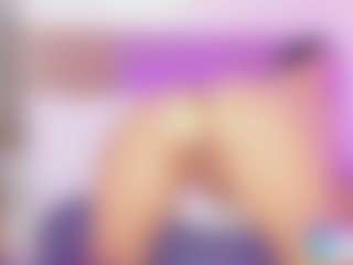 Live cam show with sellenaross - Eating Pussy on xDating
