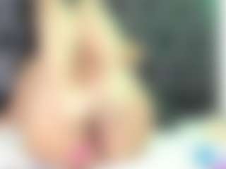 Live cam show with sellenaross - Eating Pussy on Uber Horny