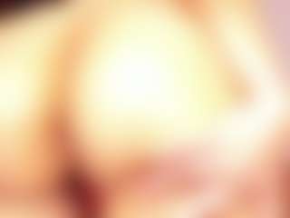 Live cam show with sellenaross - Eating Pussy on Camsoda Late Night