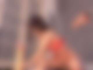 aurakiss's Live Sex Cam Show
