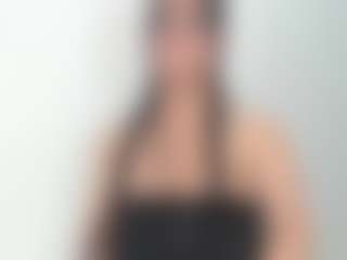 bella_adamss_'s Live Sex Cam Show