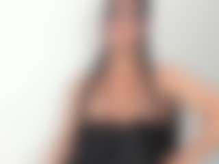 Show in cam erotica live di bella_adamss_