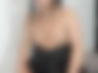 bella_adamss_'s Live Sex Cam Show