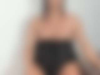 Show de cam sexual en vivo de bella_adamss_