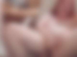 Live cam show with CrazyMomy - Granny on fuklive.com
