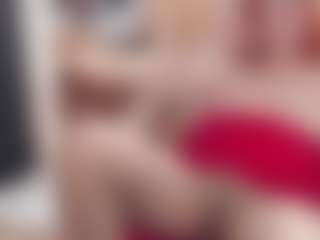 CrazyMomy MILF webcam performer live streaming