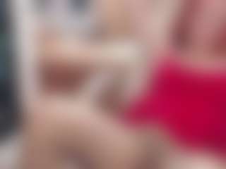 CrazyMomy MILF webcam performer live streaming