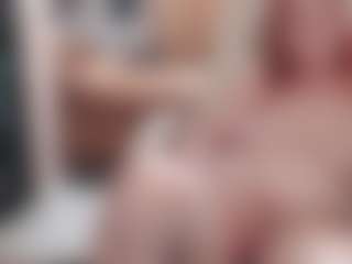 Live cam show with CrazyMomy - Granny on liverealitysex.com