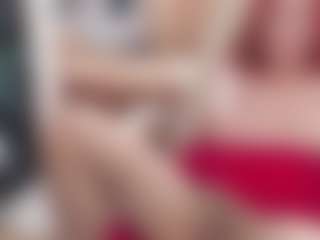 CrazyMomy's Live Sex Cam Show