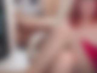 CrazyMomy's Live Sex Cam Show