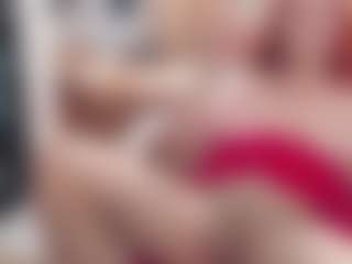 CrazyMomy's Live Sex Cam Show