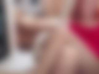 CrazyMomy's Live Sex Cam Show
