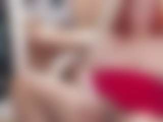 CrazyMomy MILF webcam performer live streaming