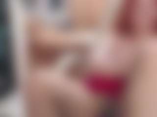 Live cam show with CrazyMomy - Natural on Camsoda