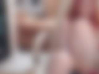 CrazyMomy's Live Sex Cam Show