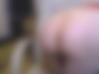 CrazyMomy's Live Sex Cam Show