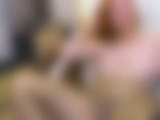 CrazyMomy MILF webcam performer live streaming
